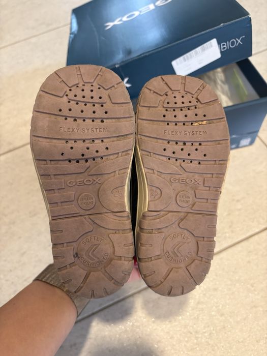 Vand ghete Geox piele 25