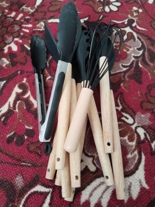 Кухонный наборы продам