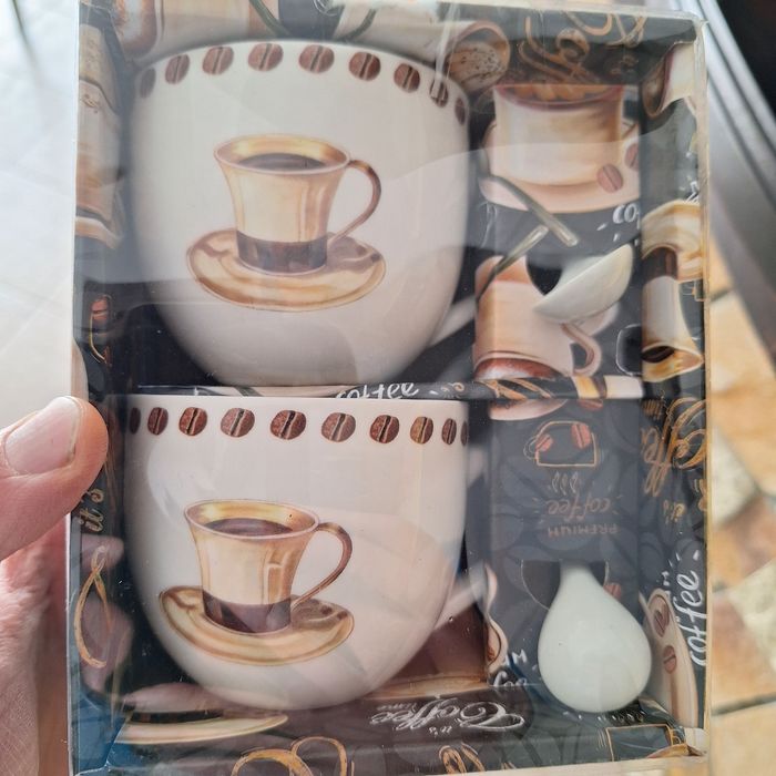 [нови] - Комплект чаши за кафе с лъжички