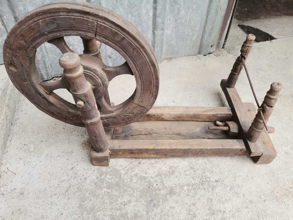 Стар стлгодишен чакрък