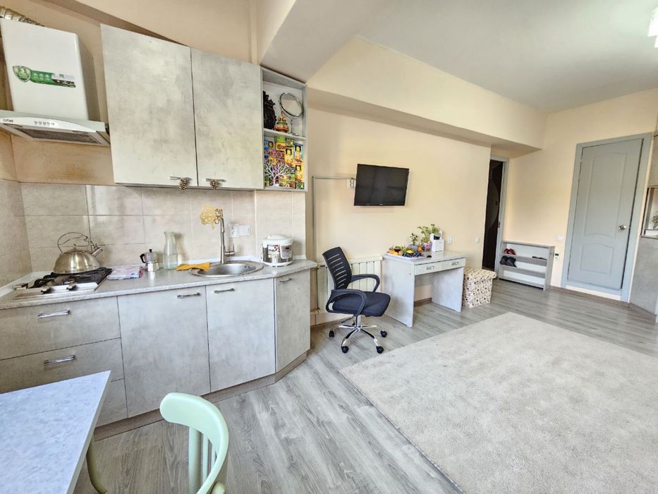 метро Ойбек 1/5/9 с хорошим ремонтом