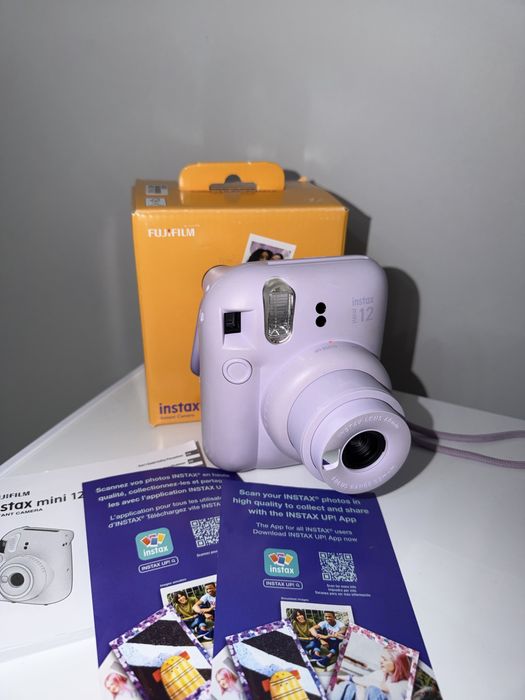 Fujifilm Instax Mini 12.