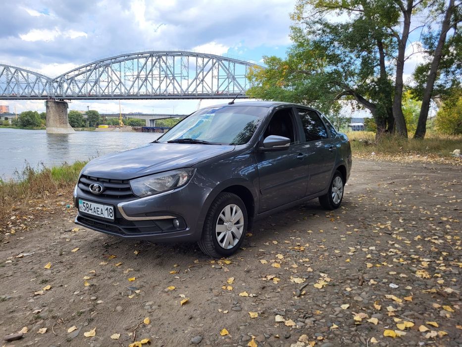 ВАЗ (Lada) Grant 2190