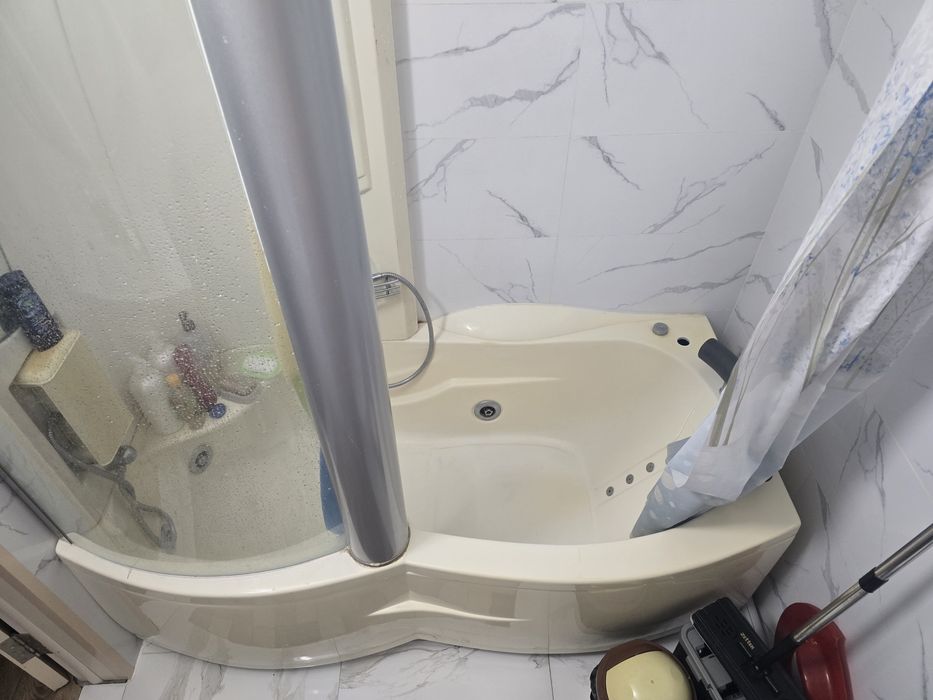 Продам джакузи б/у