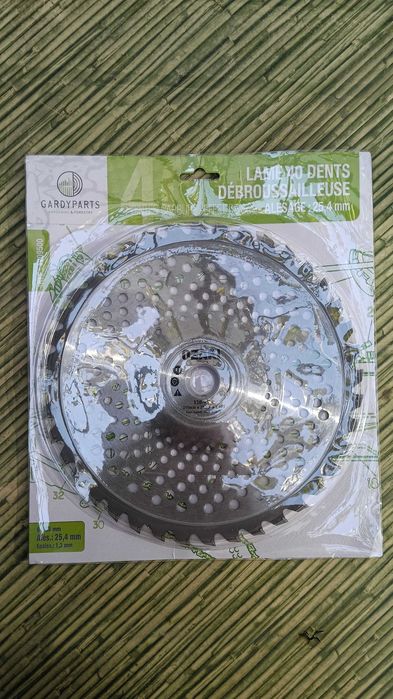 Disc motocoasa Profesional OZAKI 255 x 25.40 x1.3 - Z=40 - NOU !