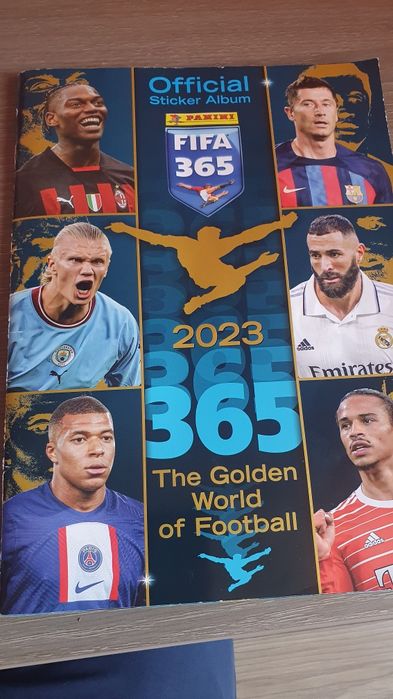 Vand sau schimb stickere fifa 365 din 2023