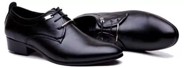 Pantofi negri size 40. Model bussiness pentru ocazii deosebite. NOI!