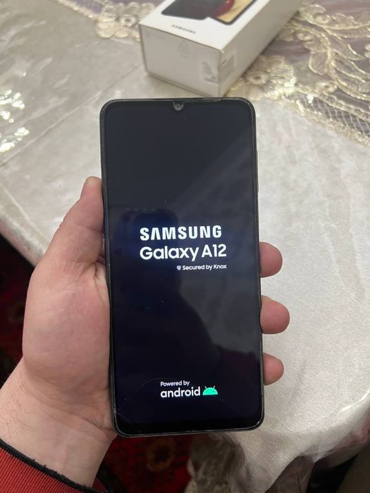 Срочно продам смартфон Galaxy A12
