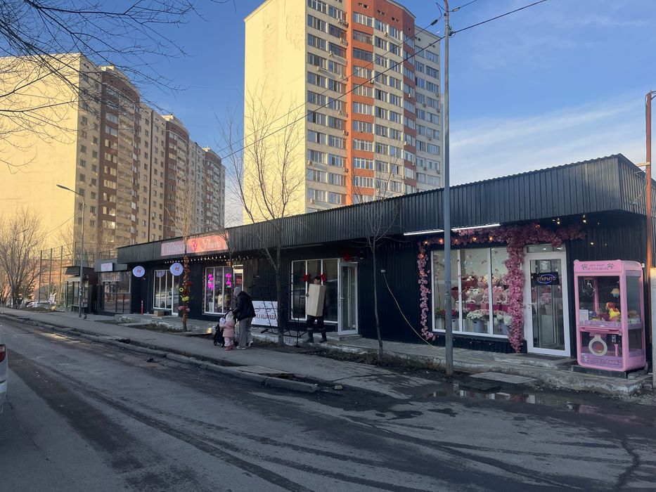 Сдаются 2 бутика