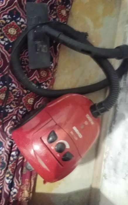 Пылесос на запчасти продам