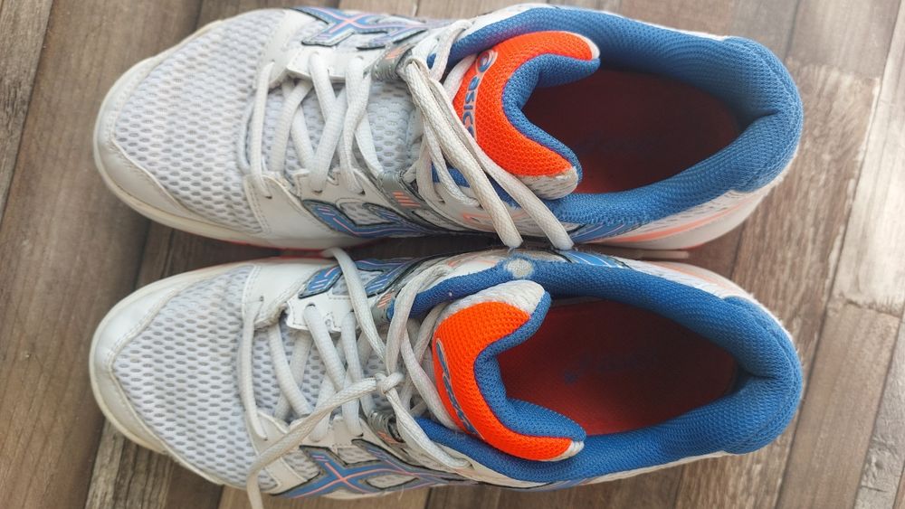 Adidasi Asics Handbal