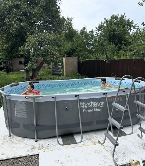 Бассейн Бассейн Бассейн