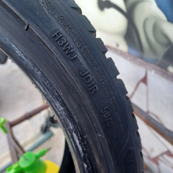 215 40 18 Good Year 2бр всесезонни дот 5020