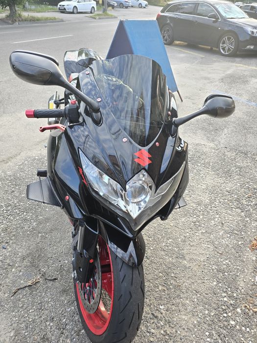 Suzuki GSXR 750 K9