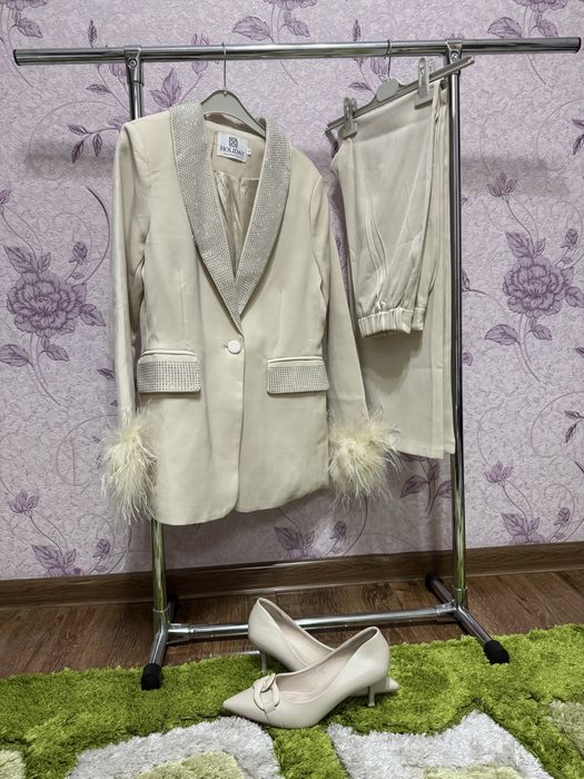 Платья женская дешево от 50000