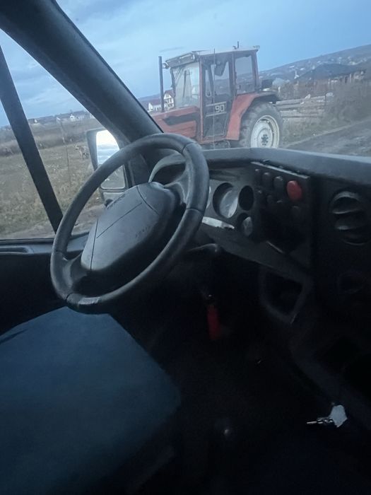Acept variante auto sau cu tractoare