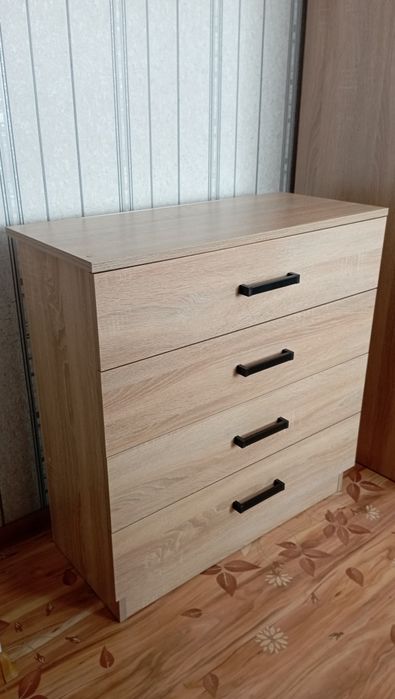 Продаётся комод для спальни.