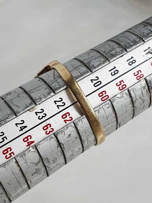 Inel din aur de 14K cu chihlimbar roșu – mărimea 61 – 3,81 g