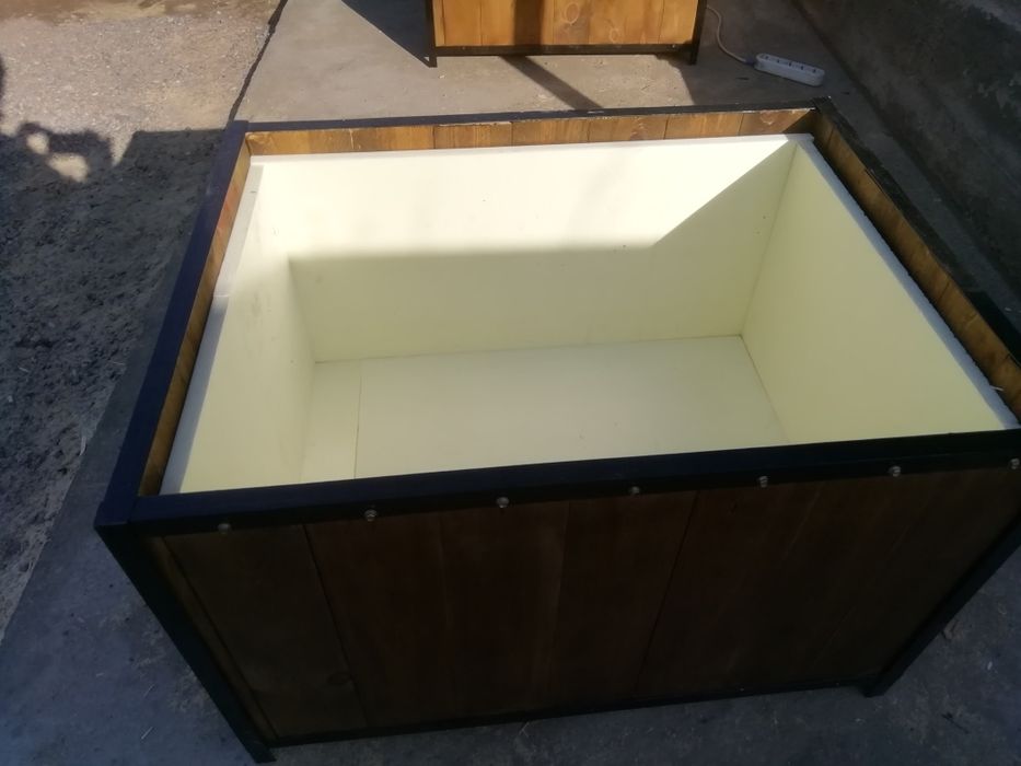 Кашпо Яшик утеплённый