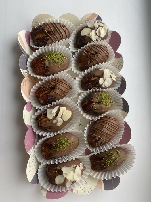 Финики в шоколаде