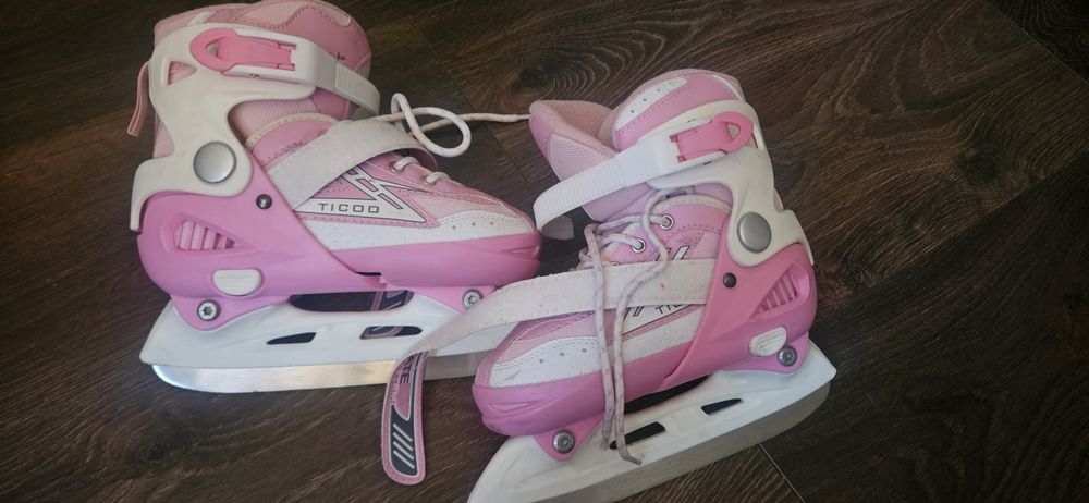 Коньки  детские розовые