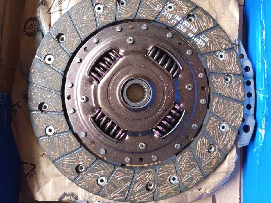 Комплект сцепления SACHS (корзина, диск, выжимной) на Focus, Mondeo