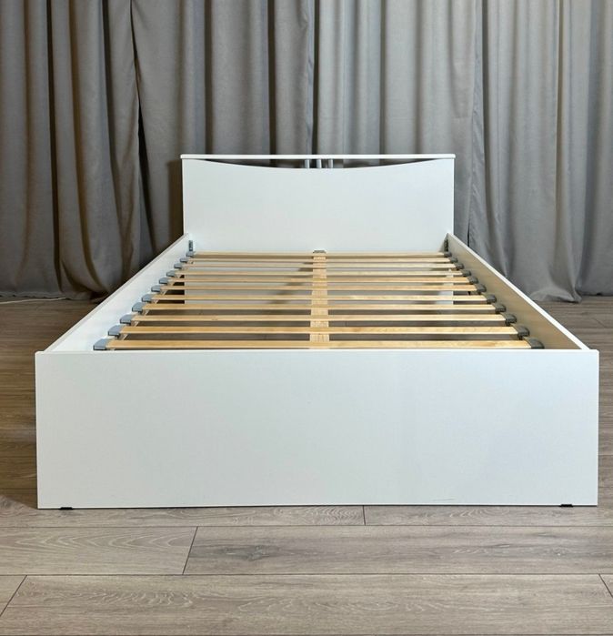 Кровать  + матрас  140#200