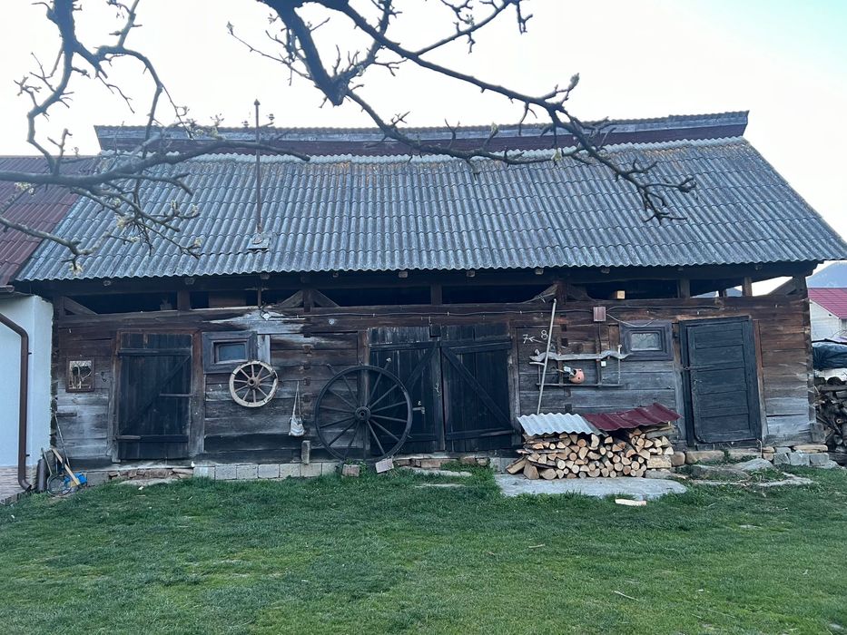 Grajd + șură din stejar