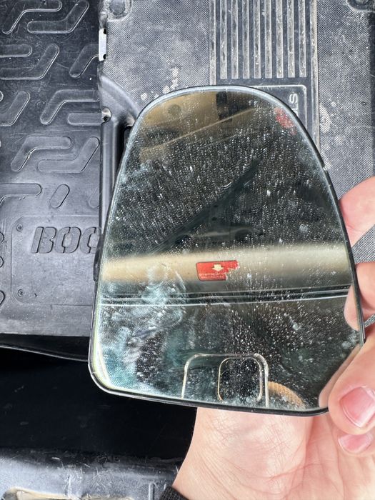 Стекло, боковое зеркало