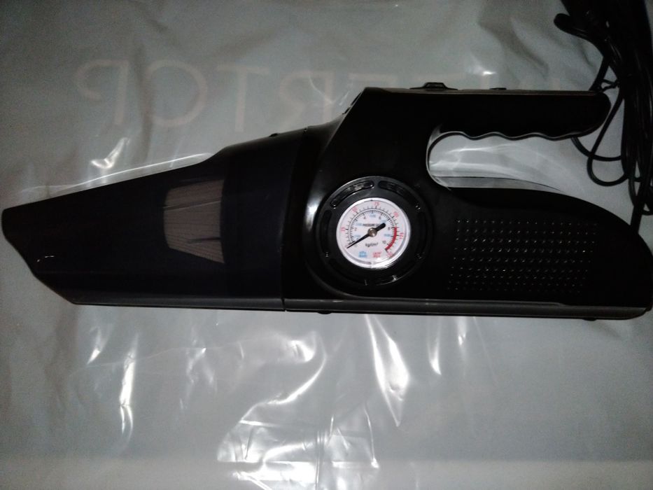 Компрессор-пылесос для авто , новый