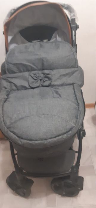 Продам детскую коляску