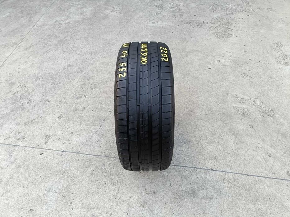 O anvelopa de vara 235 40 19 goodyear asymmetric 6 dot 2022