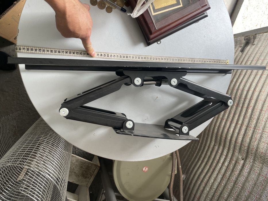 Кронштейн для телевизора