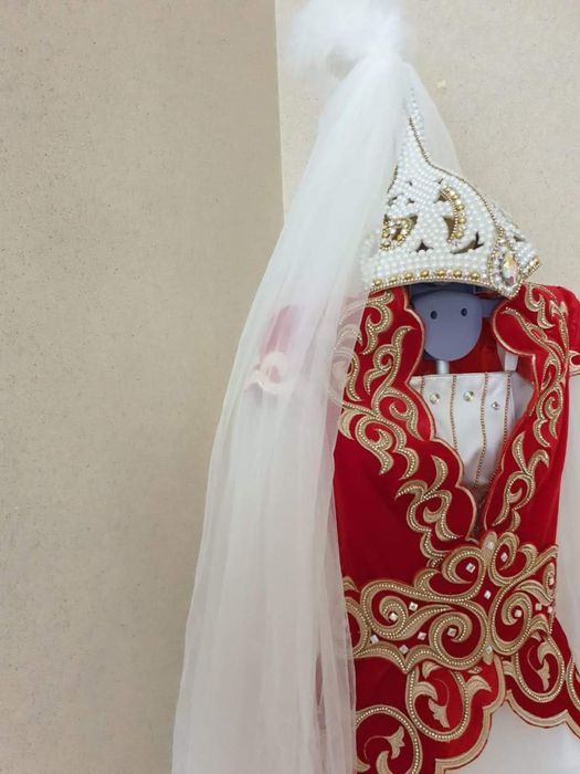 Продаю платье на Кыз Узату