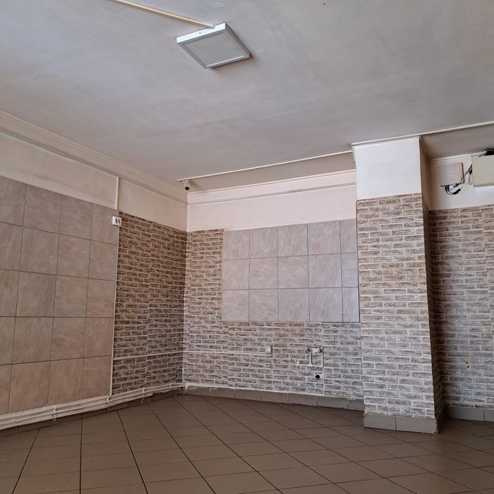 Închiriez spațiu comercial , prestări servicii