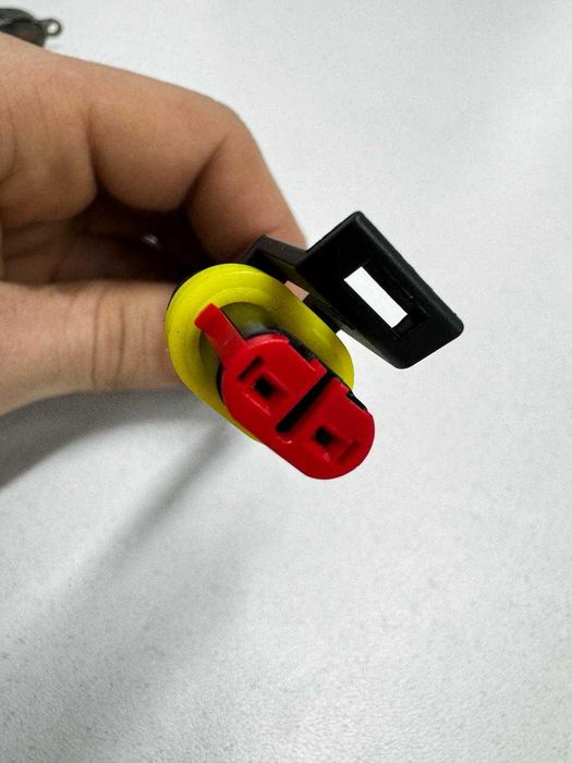 Габаритный фонари в решетку