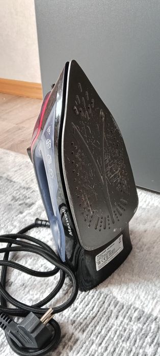 Продам утюг Недорого
