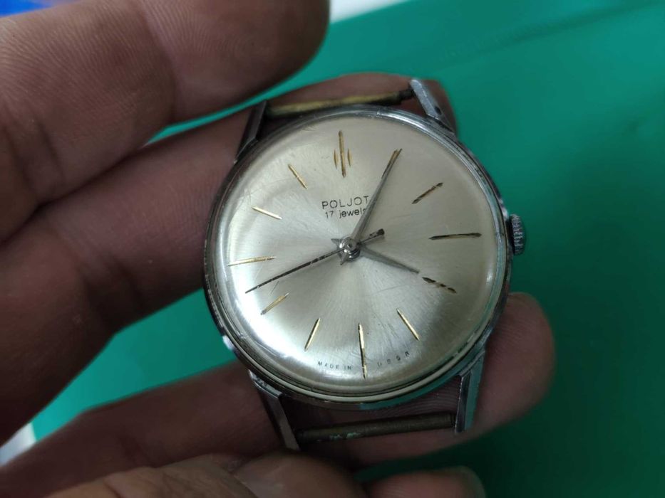 Механичен часовник Poljot 17 jewels