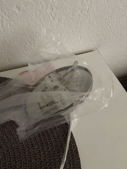 Без забележки. Неразличчимо от ново.Немски абажур-нов.