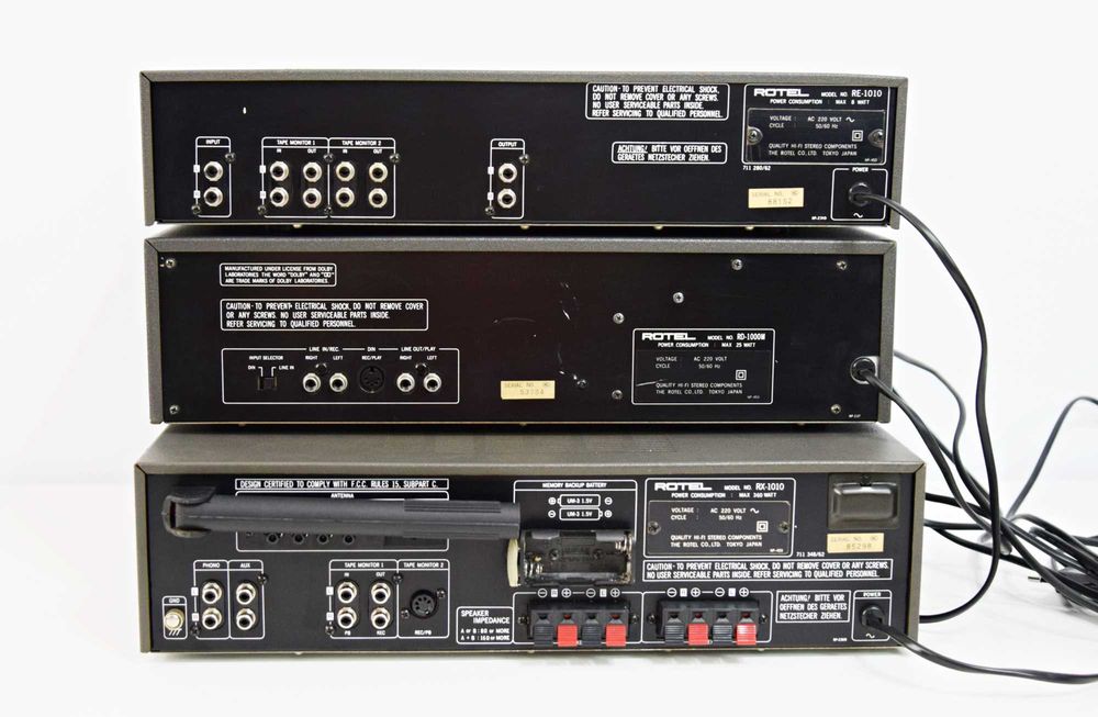 Linie Rotel amplificator RX-1010 + egalizator RE-1010 + deck RD-1000M