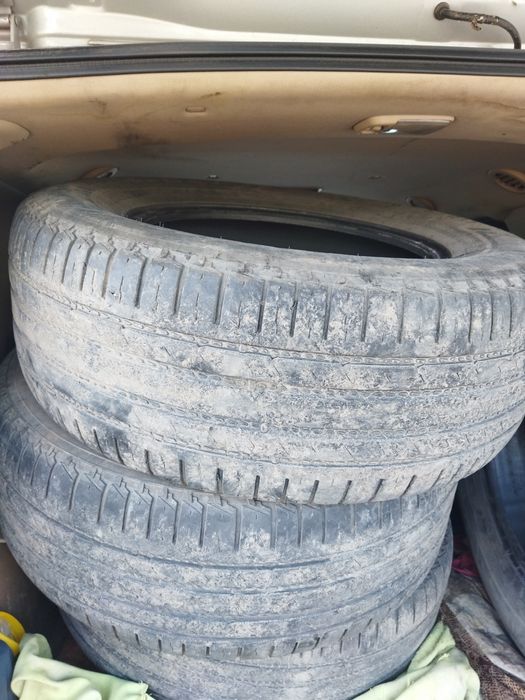 Продам шины 265/65 R17 б/у