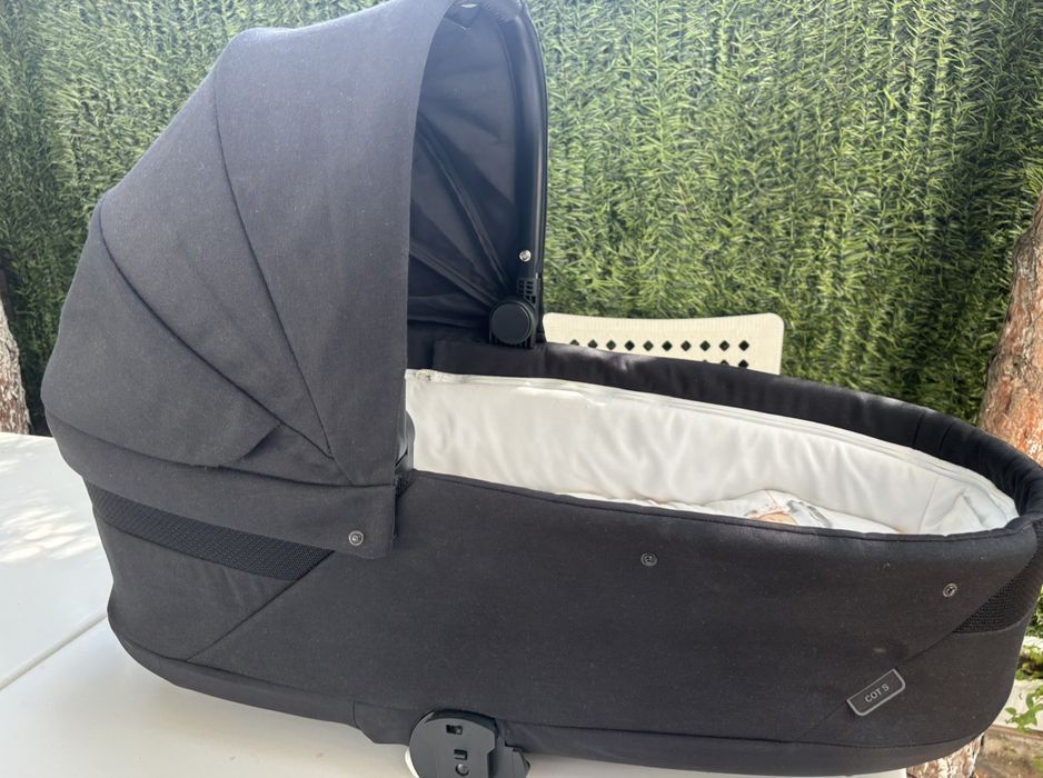Кош за новородено Cybex balios s lux