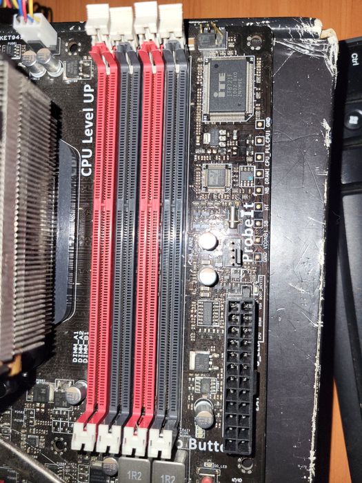 Дъно Asus Crosshair Formula IV + Phenom 1090t