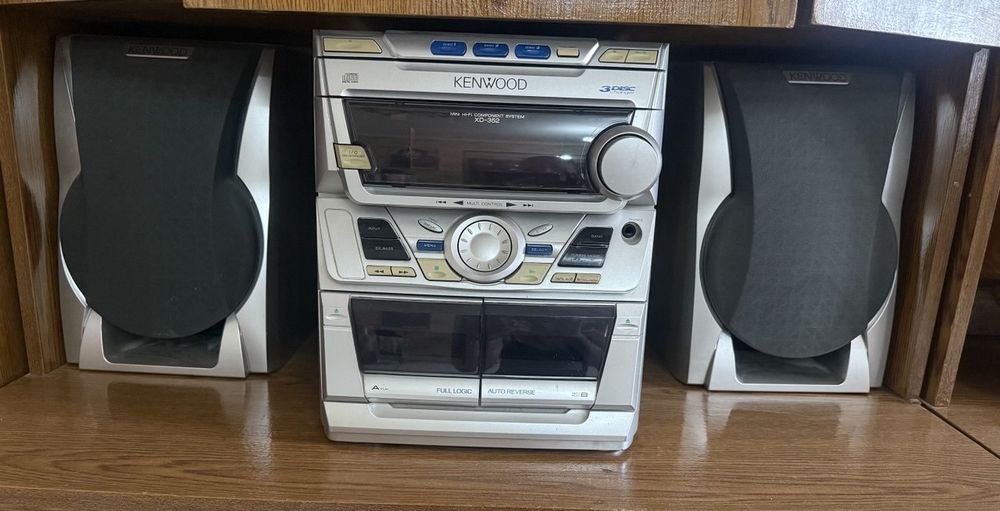Музыкальный центр Kenwood