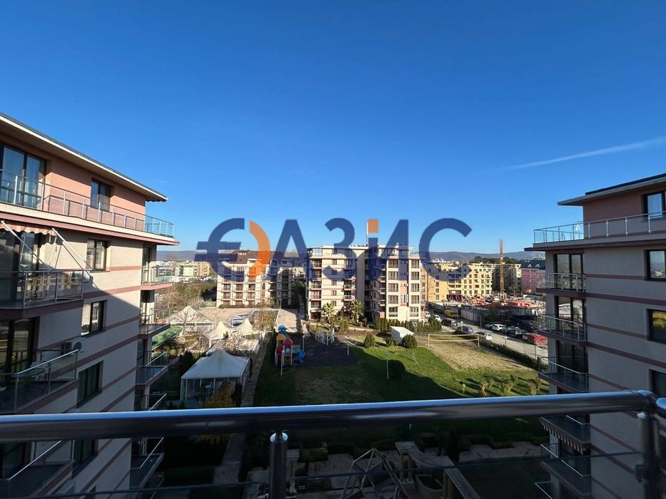 Продава се Двустаен апартамент в к.к. Слънчев бряг - 58 кв.м за 817 €/кв.м - Снимка #6