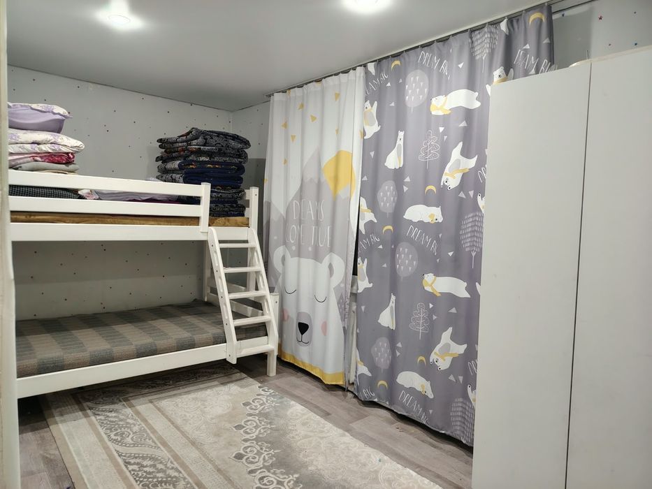 Продам. 2 х квартирный дом