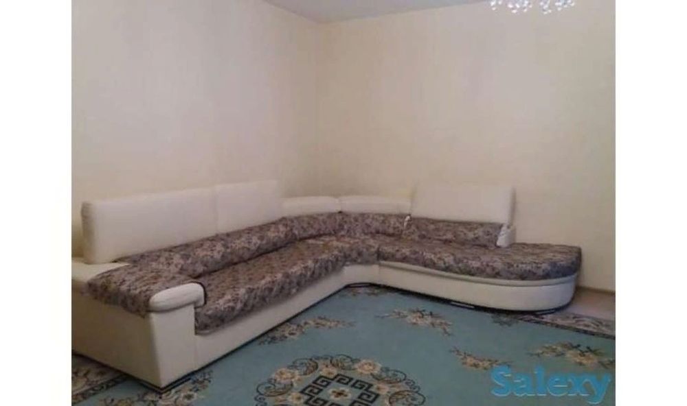 Чехлы на диваны стулья