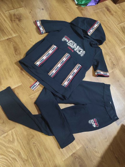 Страхотен дамски комплект