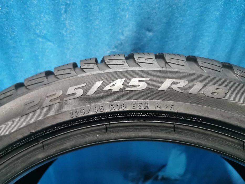 225/45 R18 - pirelli runflat m+s 2 bucati