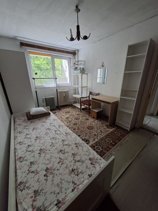 P. F. Vând ap. 60 mp, 3 camere, Aleea Poiana Cernei.